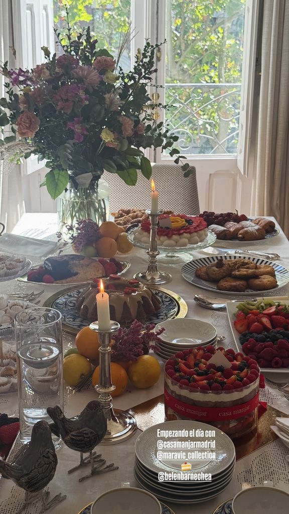 Del supermercado a un brunch con amigas: el versatil look de Isabelle Junot para entretiempo