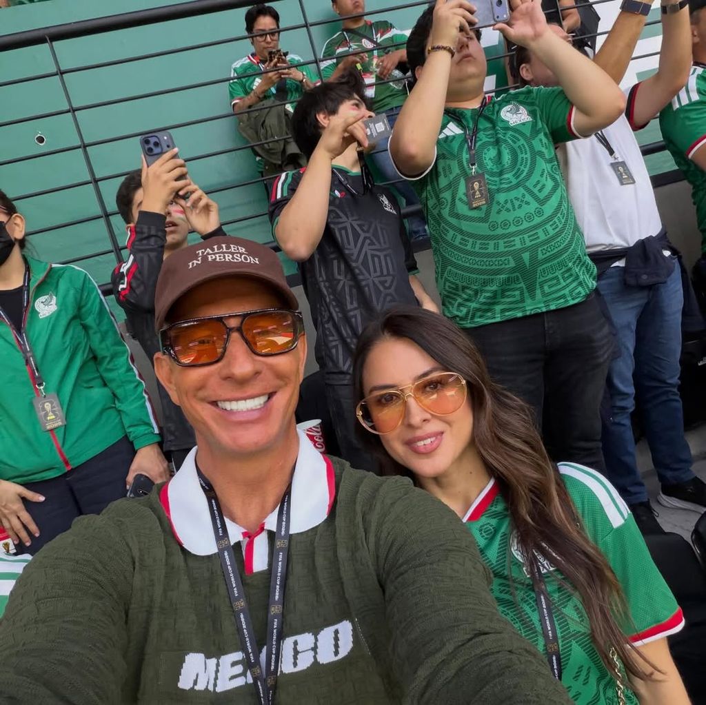 Erik Rubín con su pareja Geraldine Zárate.
