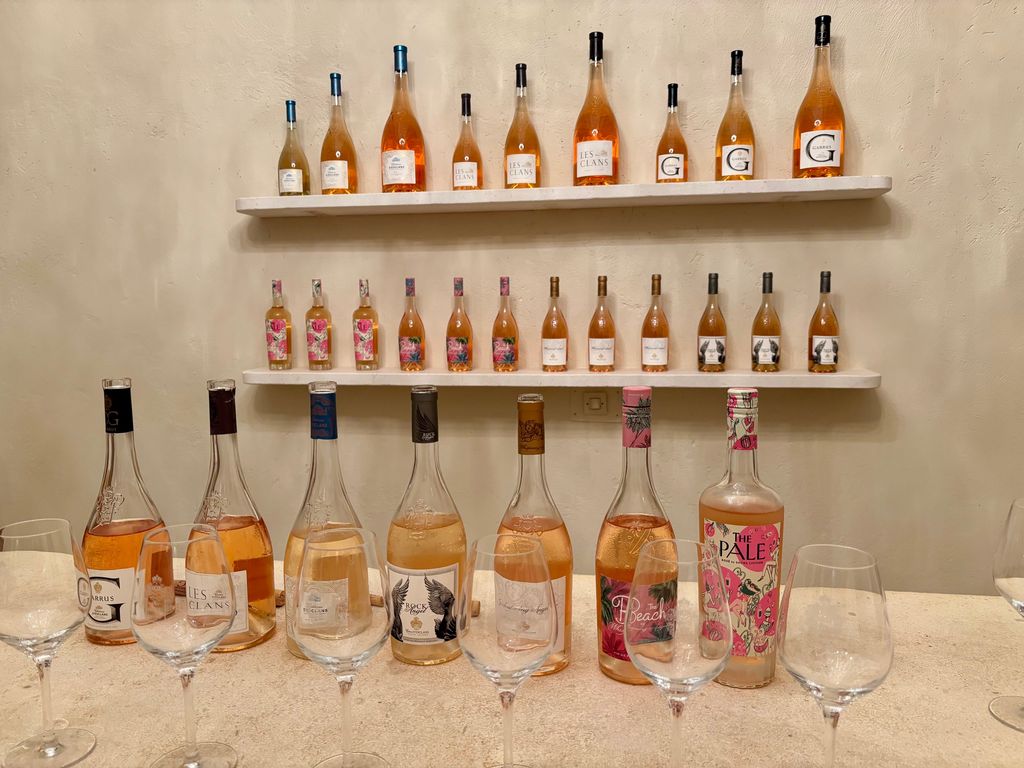 7 son los vinos rosados que elabora esta icónica bodega de La Provenza.