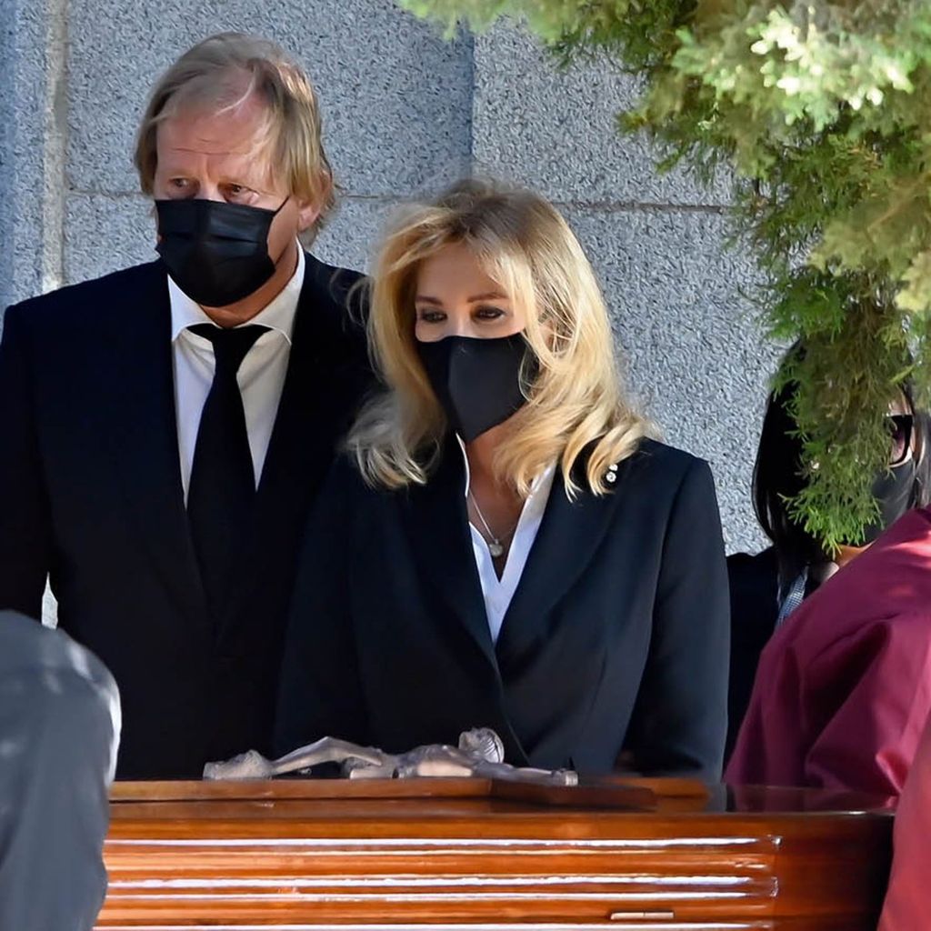 Funeral madre Norma Duval