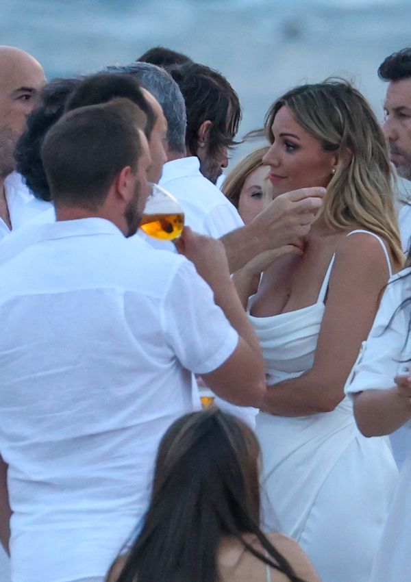 edurne-falda