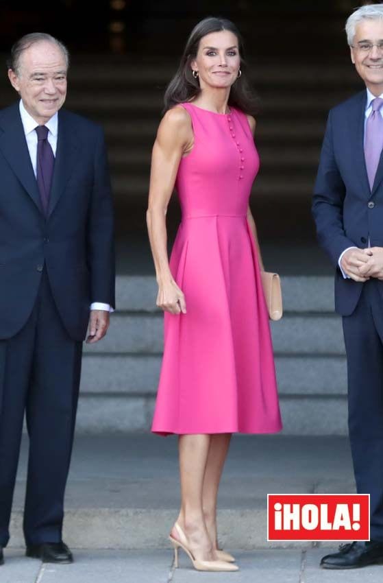 Reina Letizia vestido look