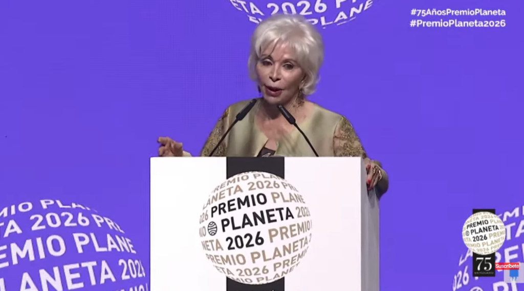 Isabel Allende durante su discurso tras ganar el Premio Planeta