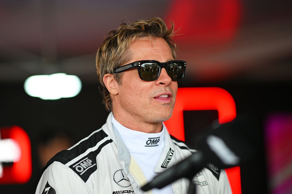 Brad Pitt en los previos al Gran  Premio de Fórmula 1 de Silverstone en Northampton, Inglaterra, el 4 de julio de 2024