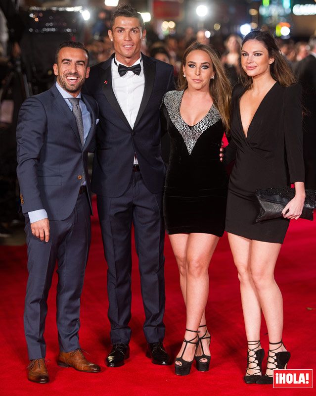 La hija del dueño de Topshop fue una de las invitadas de Cristiano Ronaldo al estreno mundial de su película, que tuvo lugar en noviembre el pasado noviembre en Leicester Square. Junto a ellos también estuvo Ricardo Regufe, uno de los amigos íntimos del futbolista y que también estuvo presente en las pasadas vacaciones de ambos en la costa francesa
