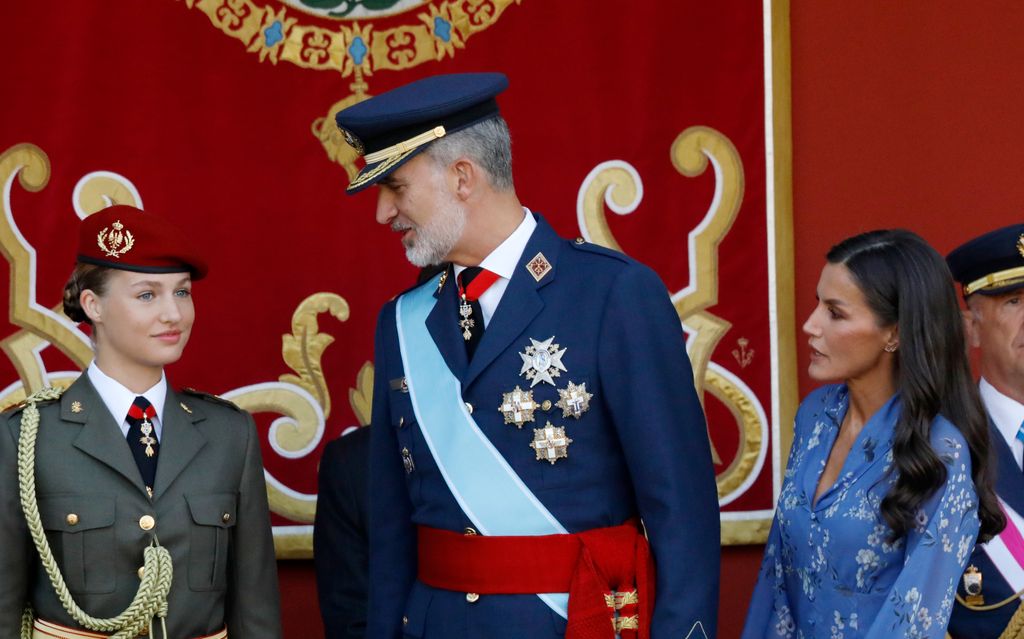 Reyes Felipe y Letizia con la princesa Leonor el 12 de octubre de 2023