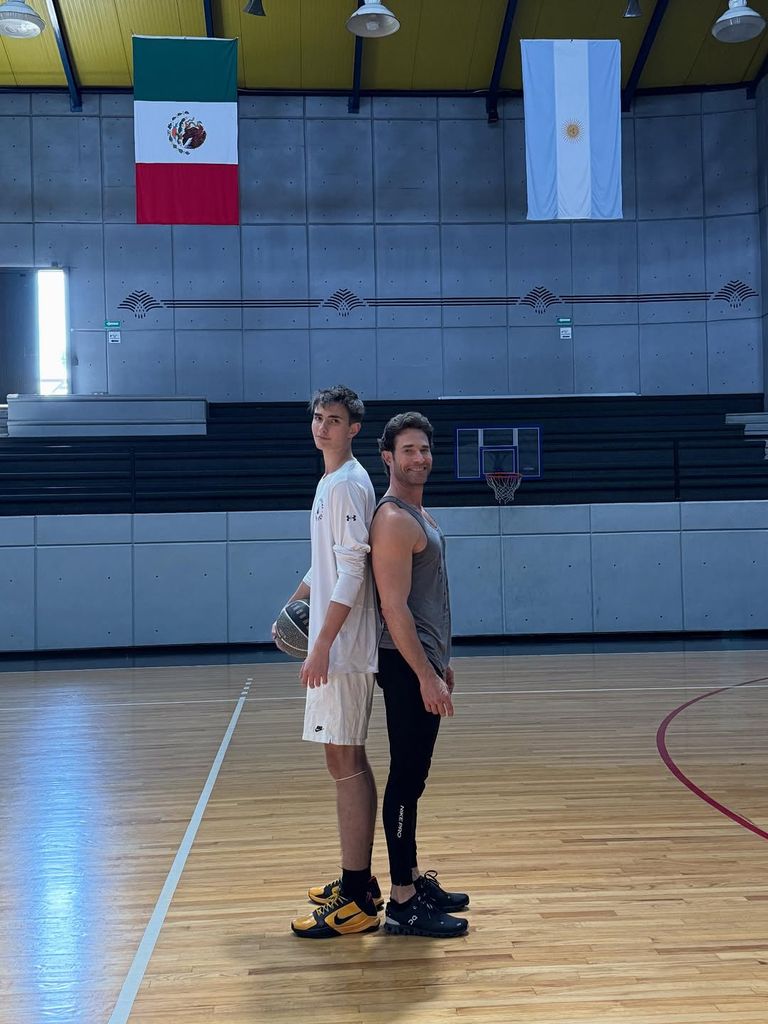 Sebastián Rulli y su hijo Santiago Rulli Galliano, fruto de su relación con Cecilia Galliano.