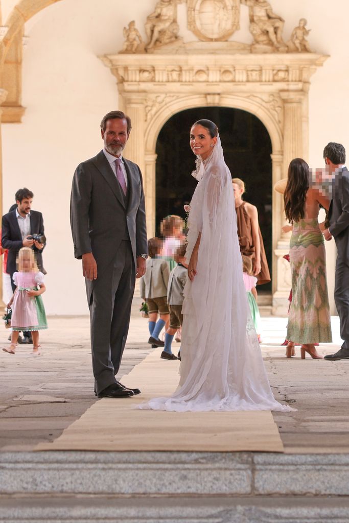 Lucía Entrecanales y su padre, Juan Ignacio Entrecanales, llegan a Toledo