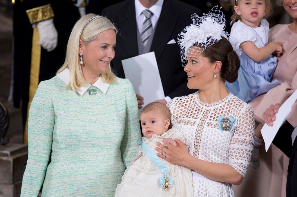 Bautizo de Oscar de Suecia en Estocolmo en el 2026 y con la princesa Mette-Marit como madrina