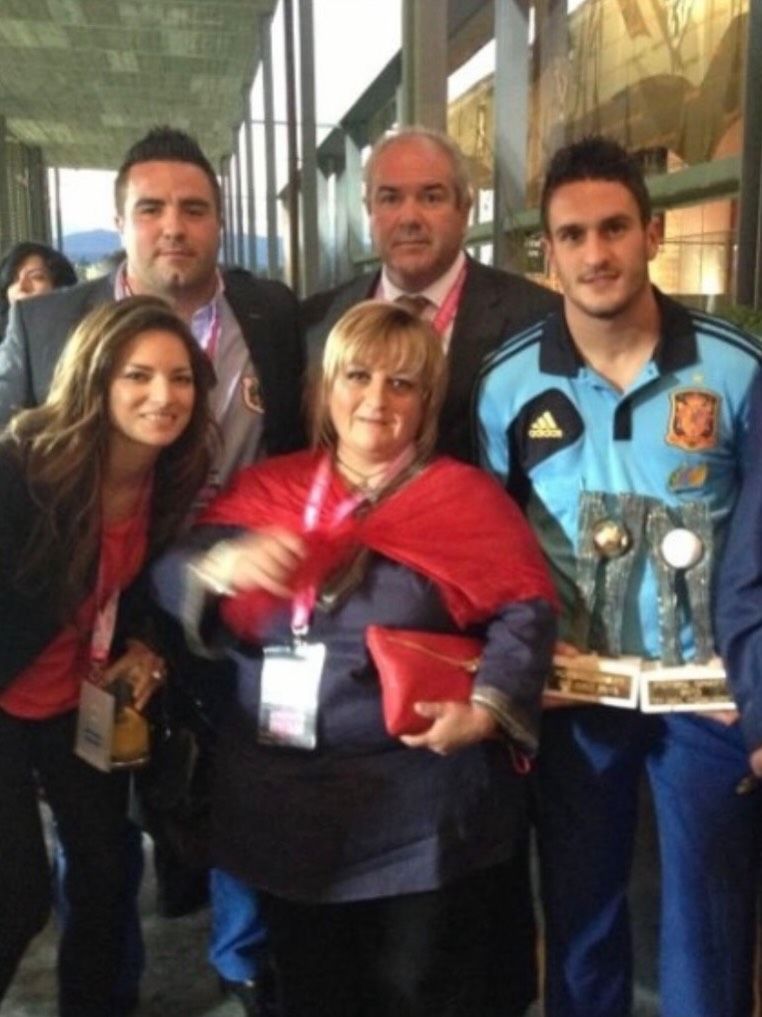 La familia de Koke en una imagen de archivo