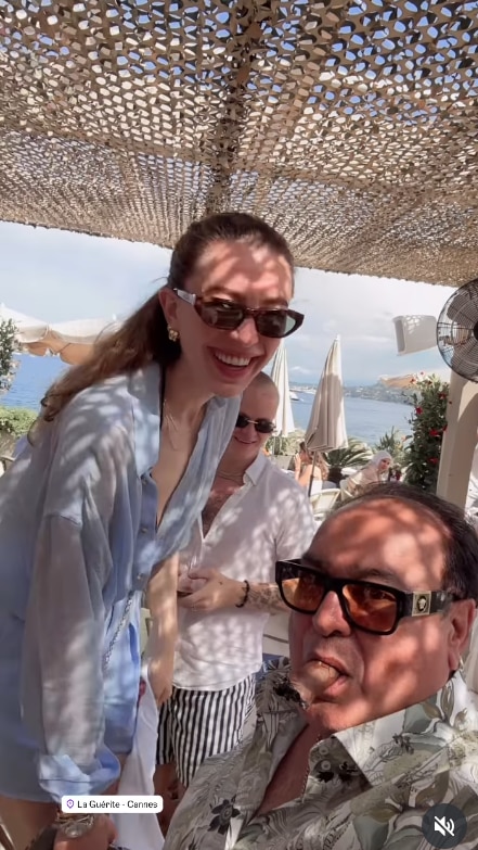 Dos imágenes de las vacaciones de Marius Borg el pasado junio, entre Cannes y Mónaco, justo antes de que la Fiscalía noruega fijara fecha para su juicio