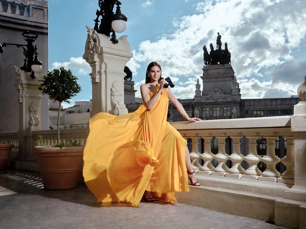 Amaia Salamanca posa para ‘The Quest for the Extraordinary’ , una exposición de fotografías en NH Collection de Madrid.