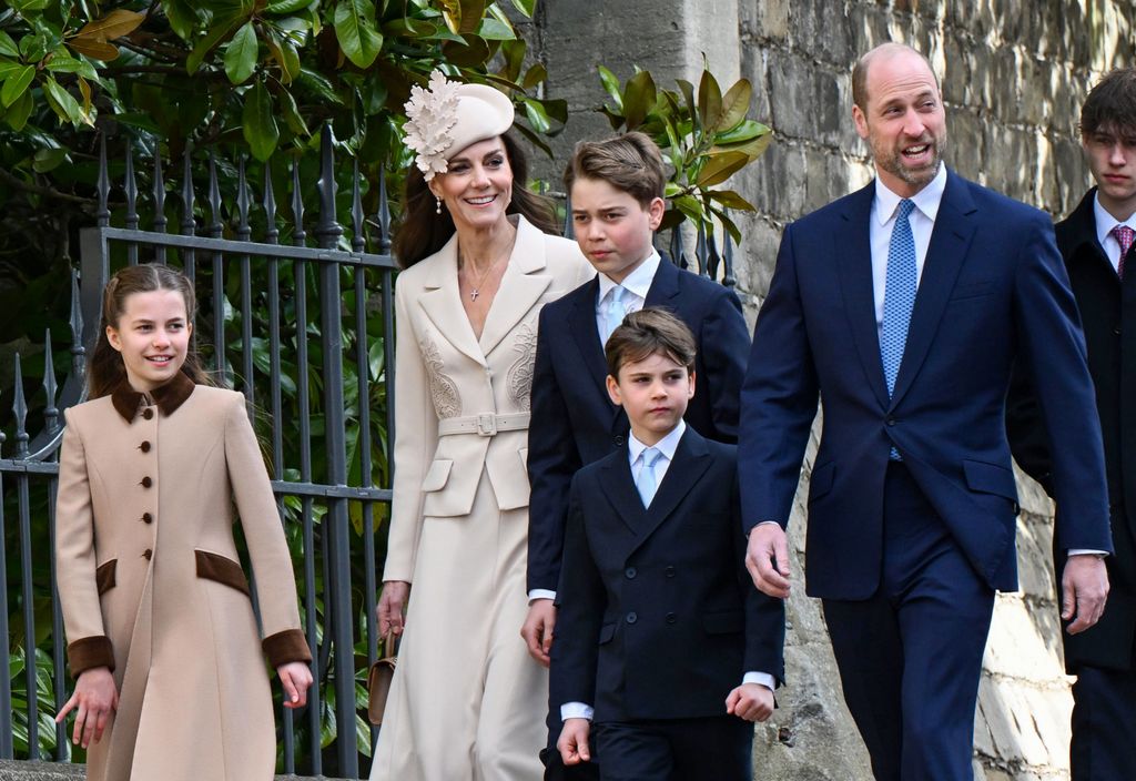 Los príncipes de Gales y sus hijos en el servicio de Pascua en Windsor