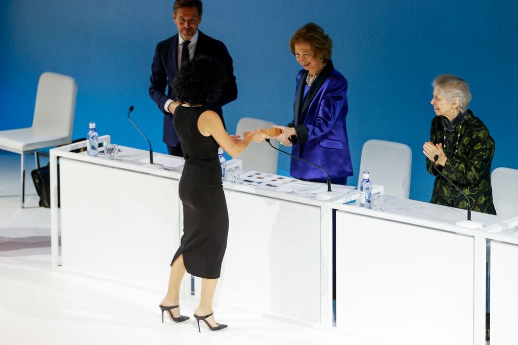 La reina Sofía y la princesa Irene en la entrega de los premios de pintura BMW de pintura de 2023