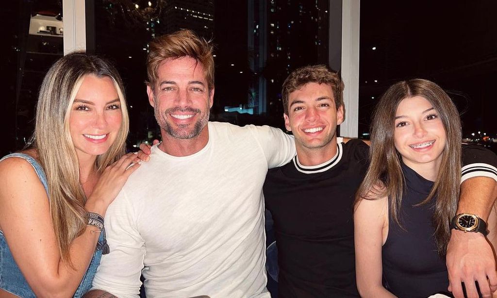 Elizabeth Gutiérrez, William Levy y sus hijos, Christopher y Kailey