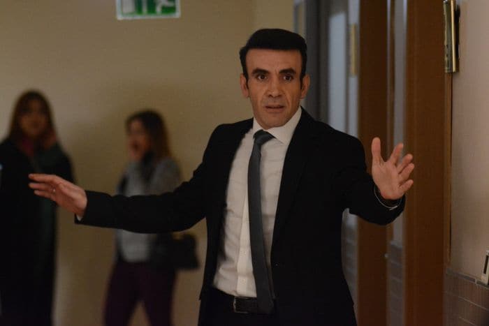 Mehmet Yılmaz Ak, protagonista de 'Secretos de familia', abandona la serie por motivos de salud