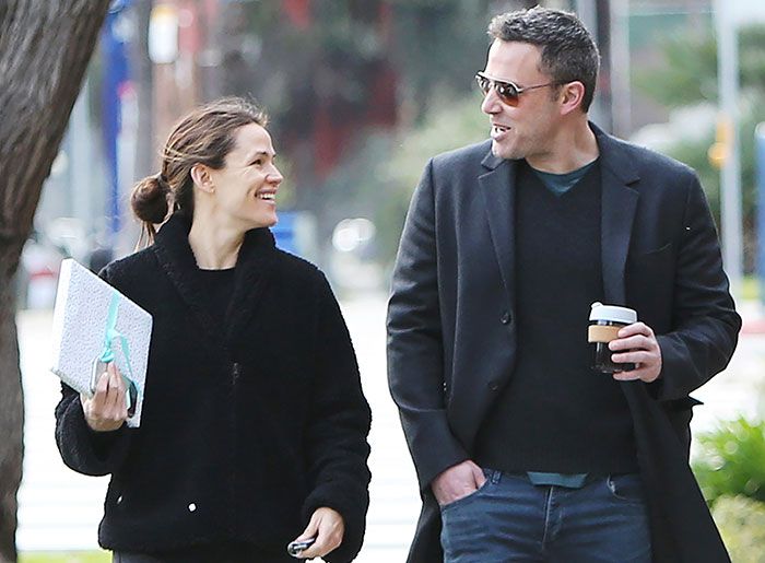 ben-affleck-garner-gtres3