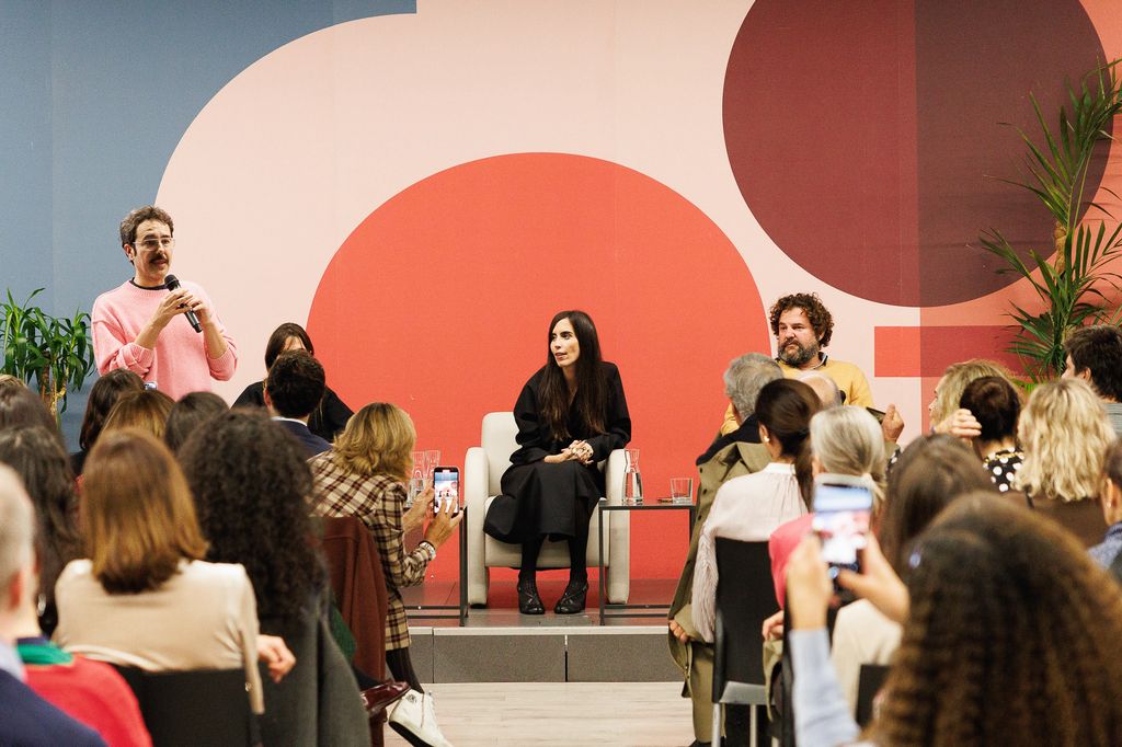 Bárbara Arena durante la presentación de su libro