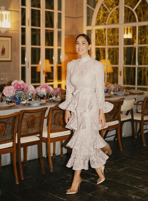 Todos los detalles del look de Tamara Falcó en su fiesta de pedida
