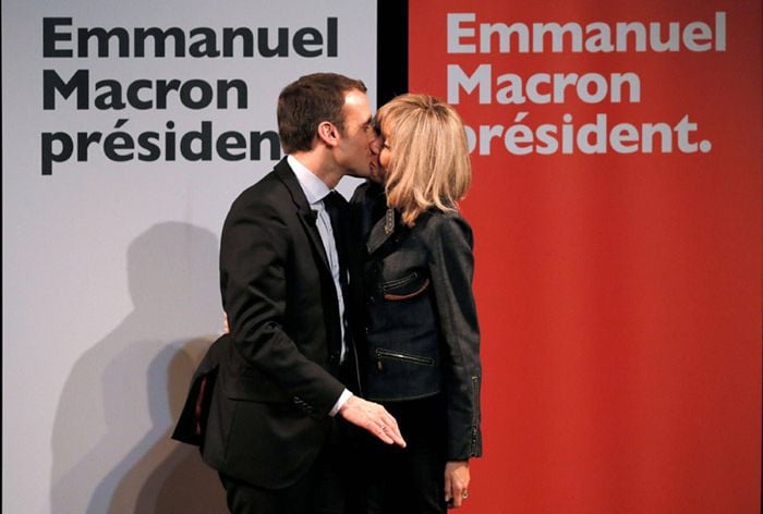 macron-3