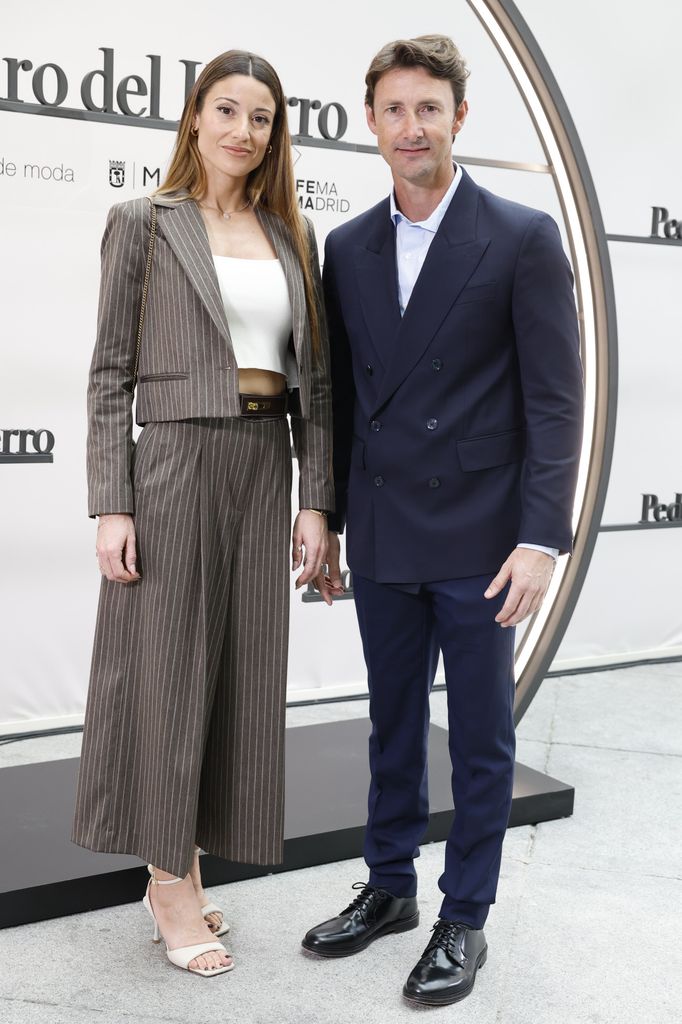Juan Carlos Ferrero y Eva Alonso en el 'front row' de Pedro del Hierro durante la MBFWM 2026