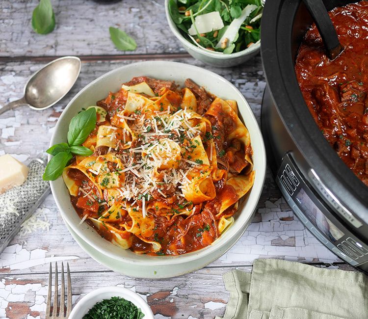 'Pulled ragú' de pechuga al estilo italiano con pasta