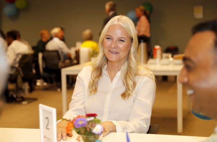 La princesa heredera de Noruega Mette-Marit en un acto que ha tenido que cancelar posteriormente por problemas de salud