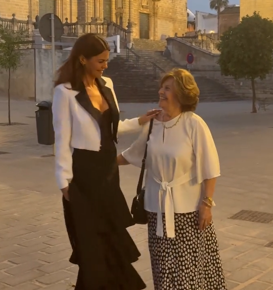 María José Suárez y su madre Pepita disfrutan juntas dela Feria de Jerez