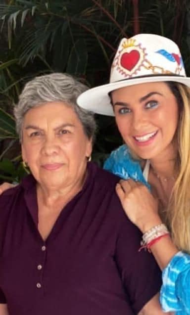 Aracely Arámbula y su mamá
