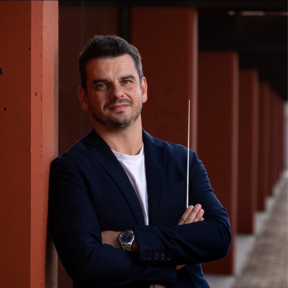 El director de orquesta malagueño Víctor Eloy López muere a los 43 años