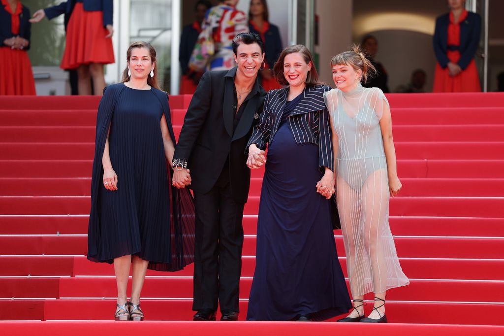 María Zamora, Mitch Martín, Carla Simón y Llúcia García en el Festival de Cannes