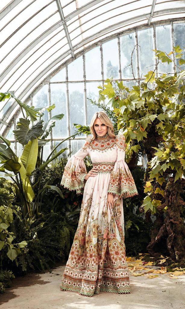 HO4085 Moda Angie Rigueiro