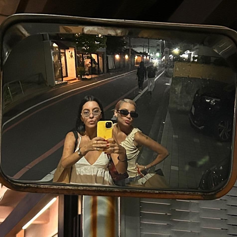 Camila Araiza y Roberta Araiza