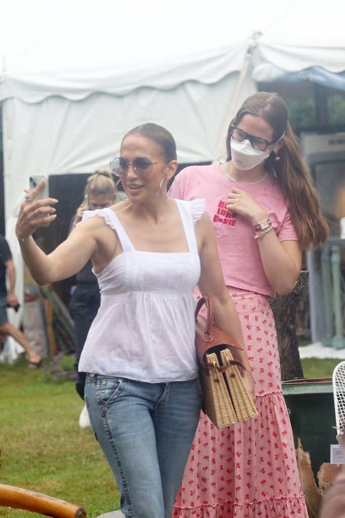 Jennifer Lopez y Violet Affleck 