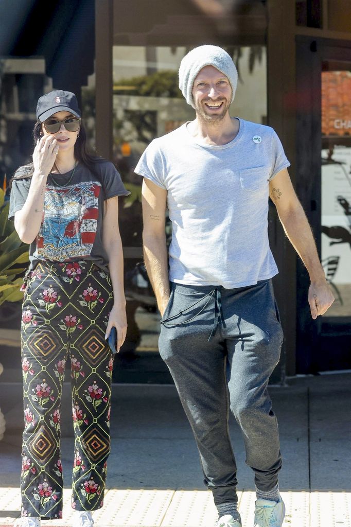 Chris Martin y Dakota Johnson  