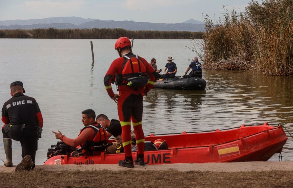 Agentes de la UME en las inundaciones de la DANA de Valencia