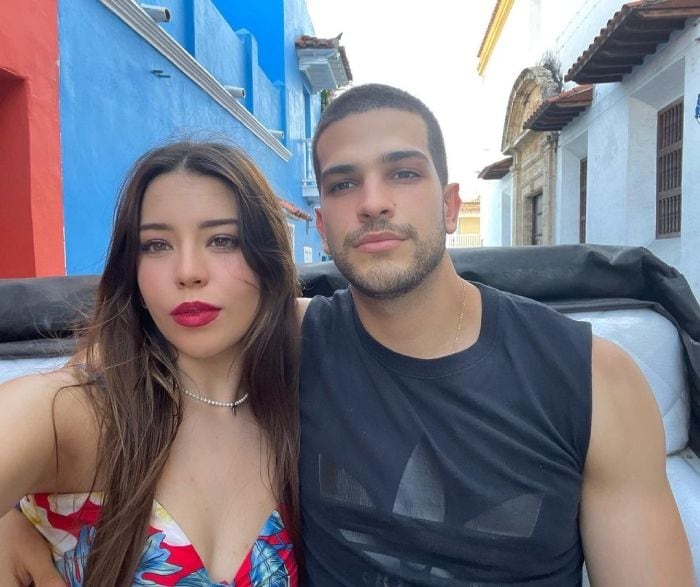Bernardo Flores y Sury Sadai