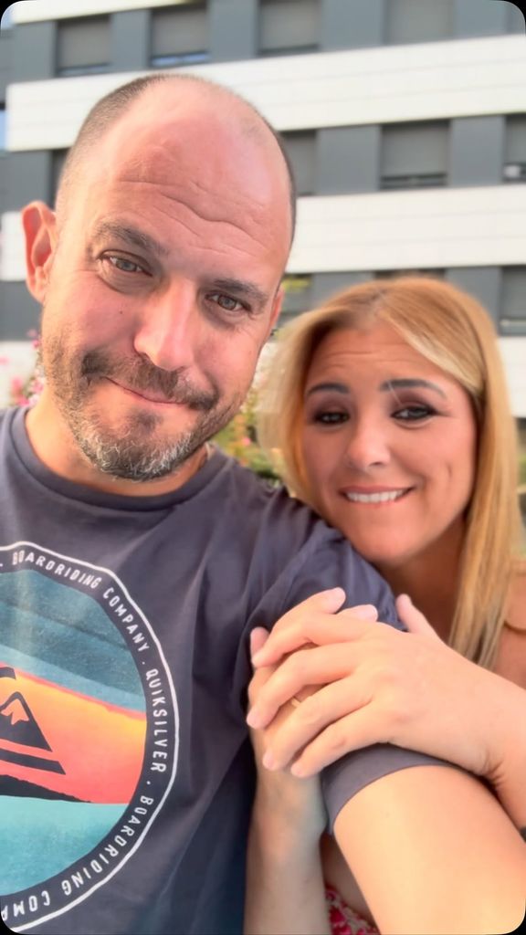 El marido de la exmiss se encargará de sus redes sociales y ejercerá como defensor en plató