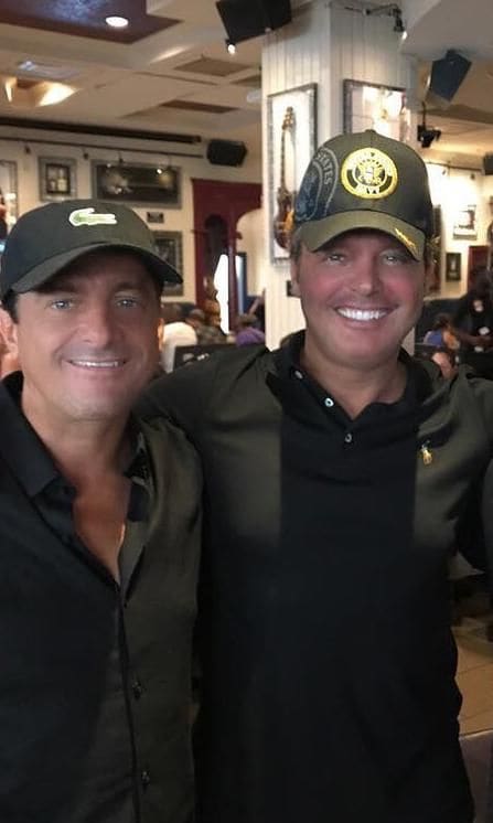 Luis Miguel y Alejandro Basteri con Gerardo Islas