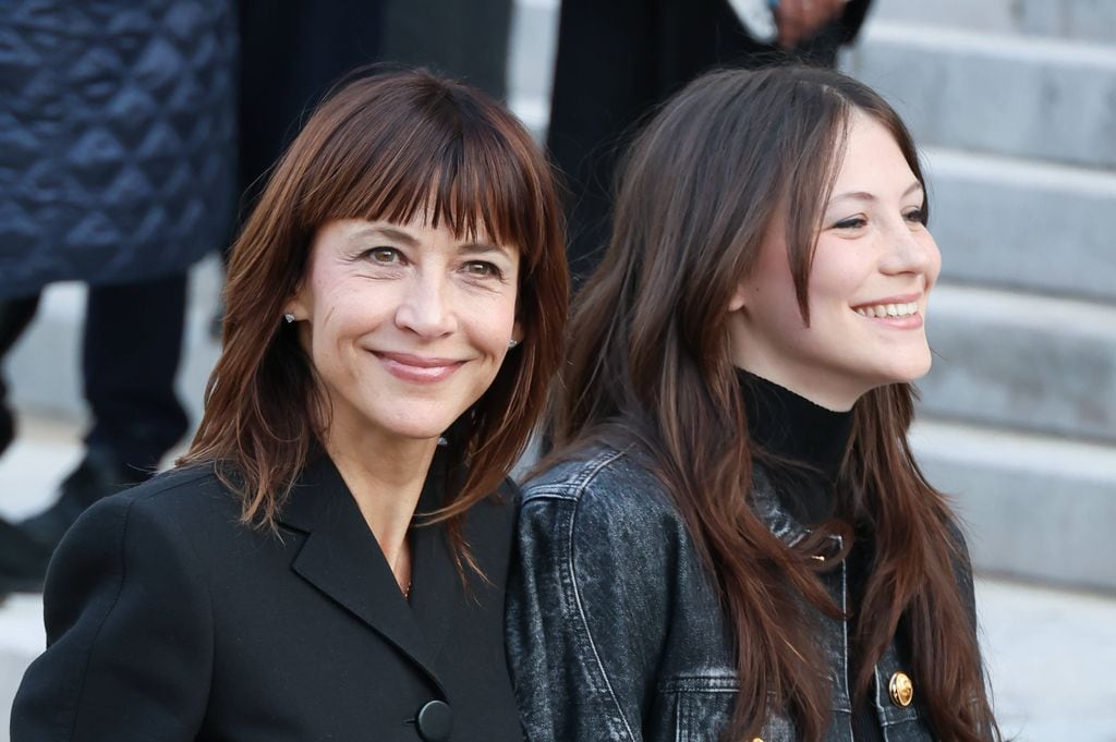 Sophie Marceau con su hija Juliette Lemley en la Semana de la Moda de París 2026