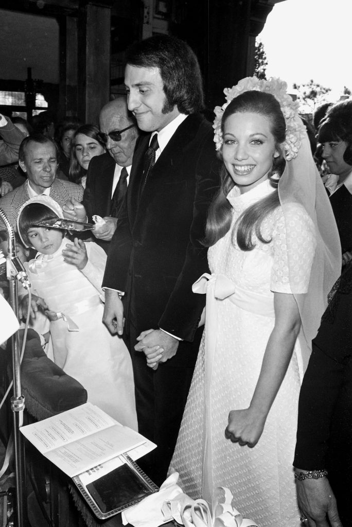 Karina y Tony Luz el día de su boda en 1973