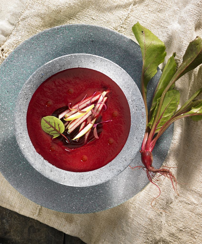 Salmorejo de remolacha.