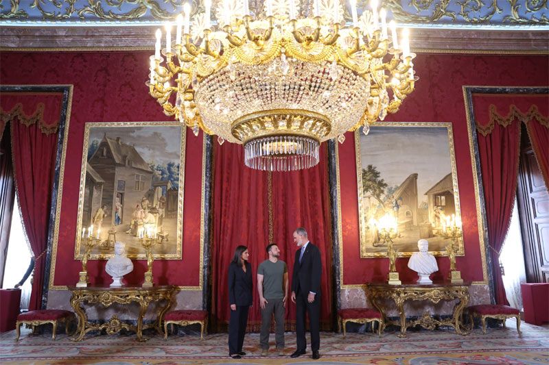 Los Reyes abren el Palacio Real a Zelenski en su primera visita oficial ...