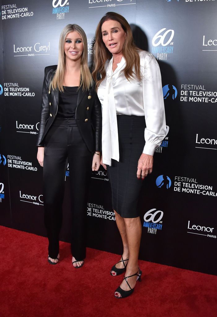 Caitlyn Jenner y Sophia Hutchins se conocieron luego de que Caitlyn se separara de Kris Jenner