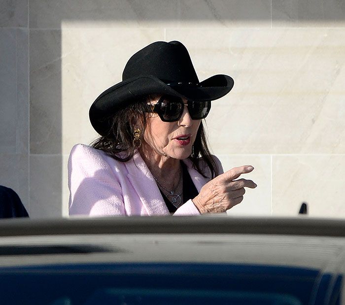 Joan Collins