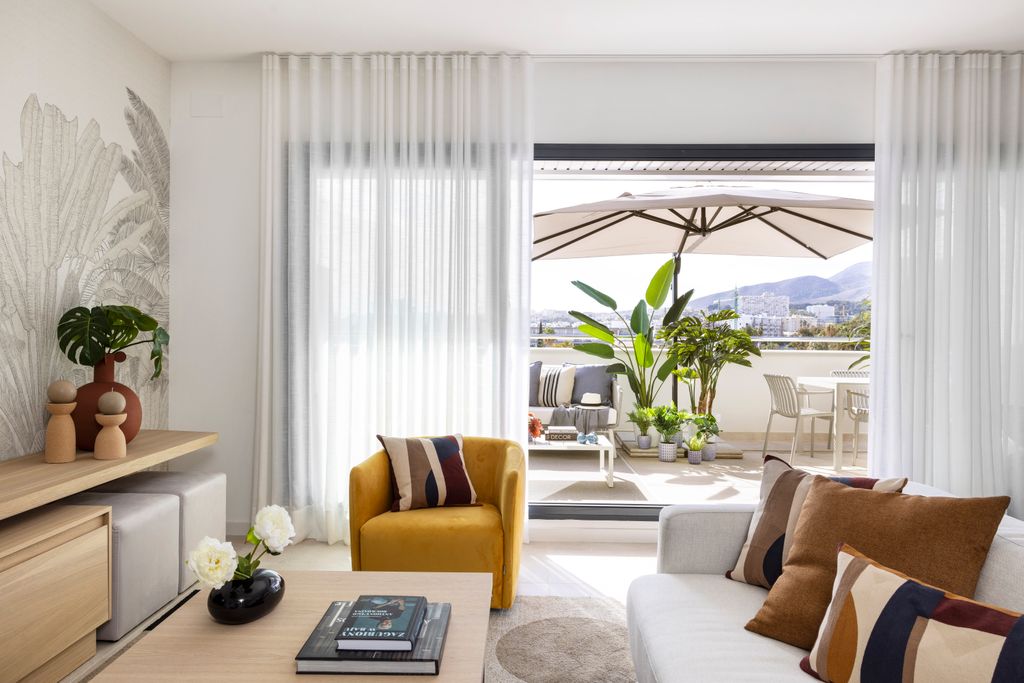 Salón con acceso a la terraza