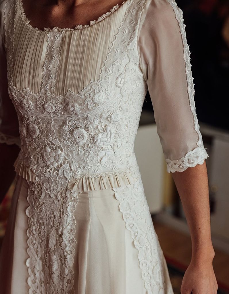 Novias con encajes y retales vintage flores