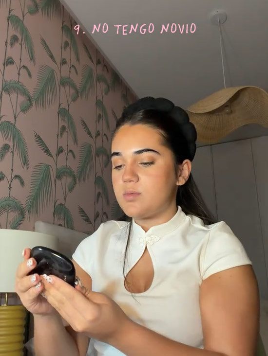 La hija de la actriz y el cantante se ha mostrado muy sincera