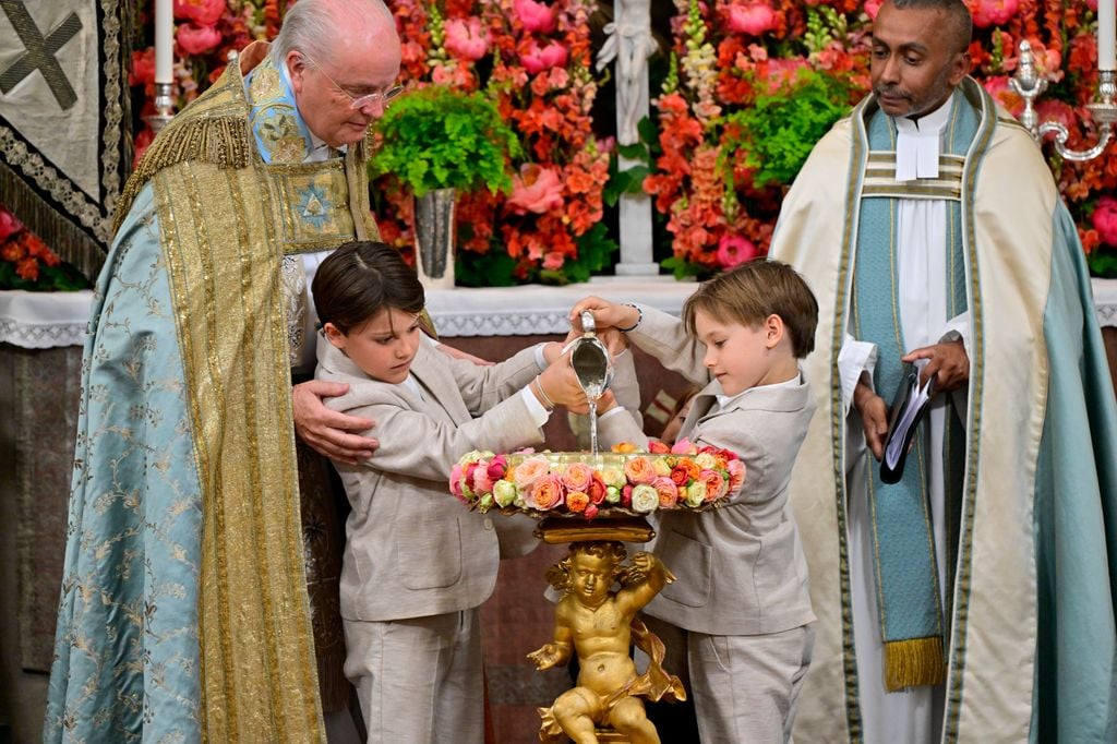 Alexander y Gabriel de Suecia en el bautizo de Inés de Suecia 