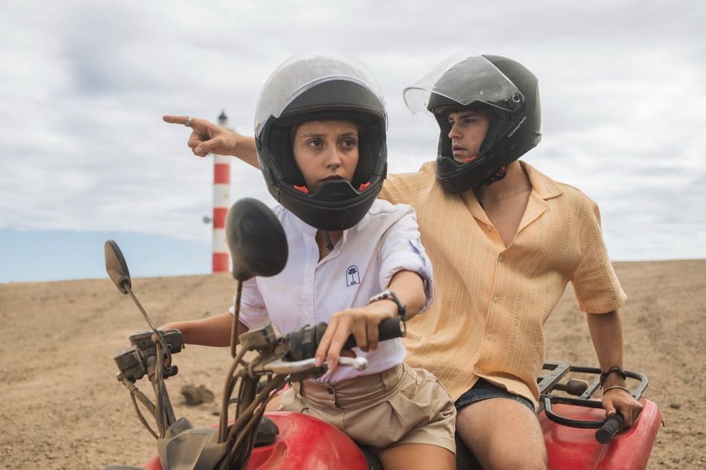 El faro de Punta de Abona en el episodio final de 'Oasis'